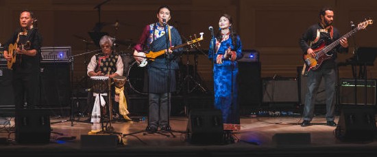 carnegie-hall-full_band_shot_lorenwohl-techung